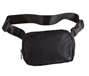 Tauck 1925 Circle Storm Creek Cross Body Bag